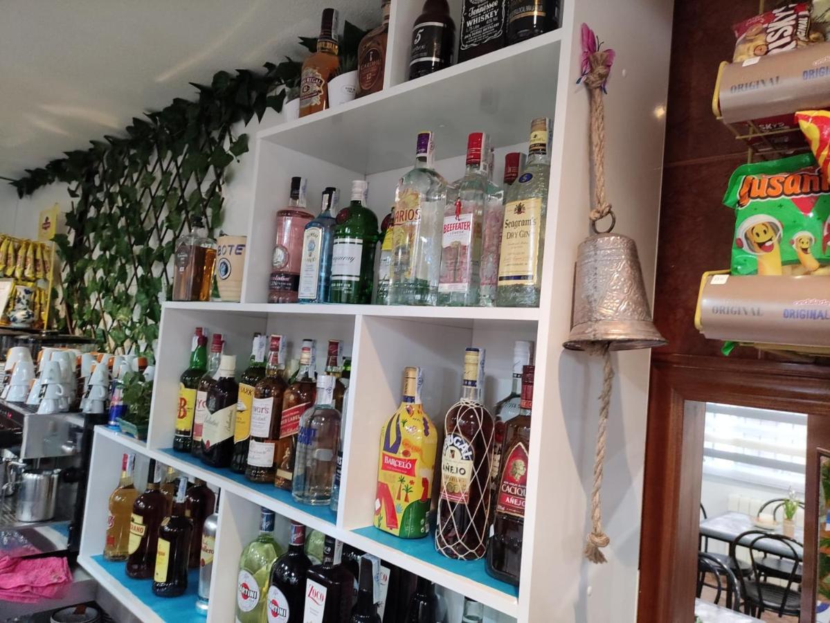Hostal Restaurante El Abad Abadia ภายนอก รูปภาพ